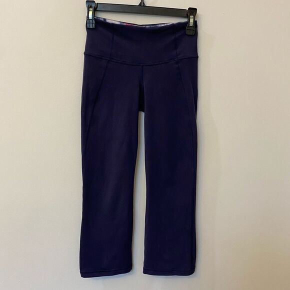 Lululemon Gather & Crow Crop Pants Women Size 2 - Picture 3 of 11